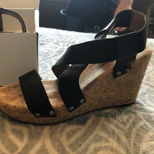 Black strap wedge sandal